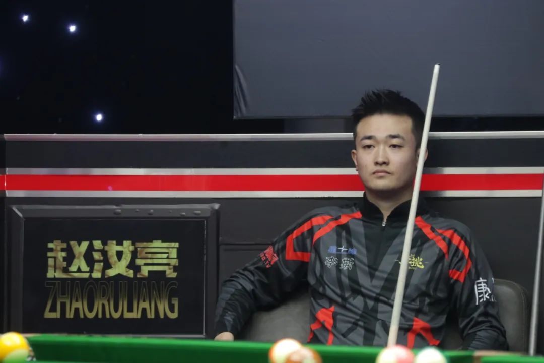 西蒙尼的职 西蒙尼的职